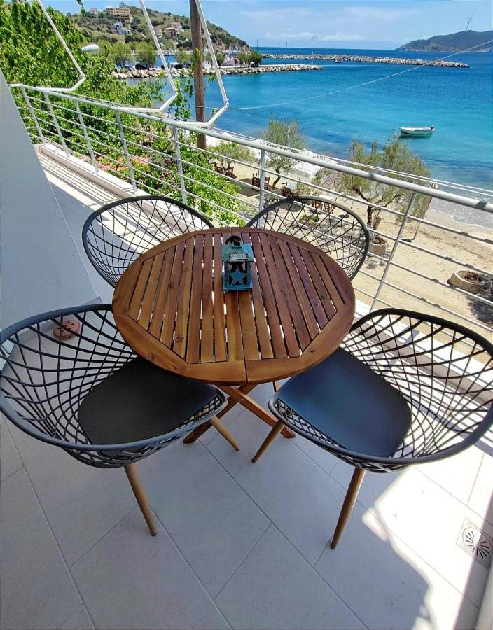 Deep Blue Appartement Agioi Apostoloi  Buitenkant foto